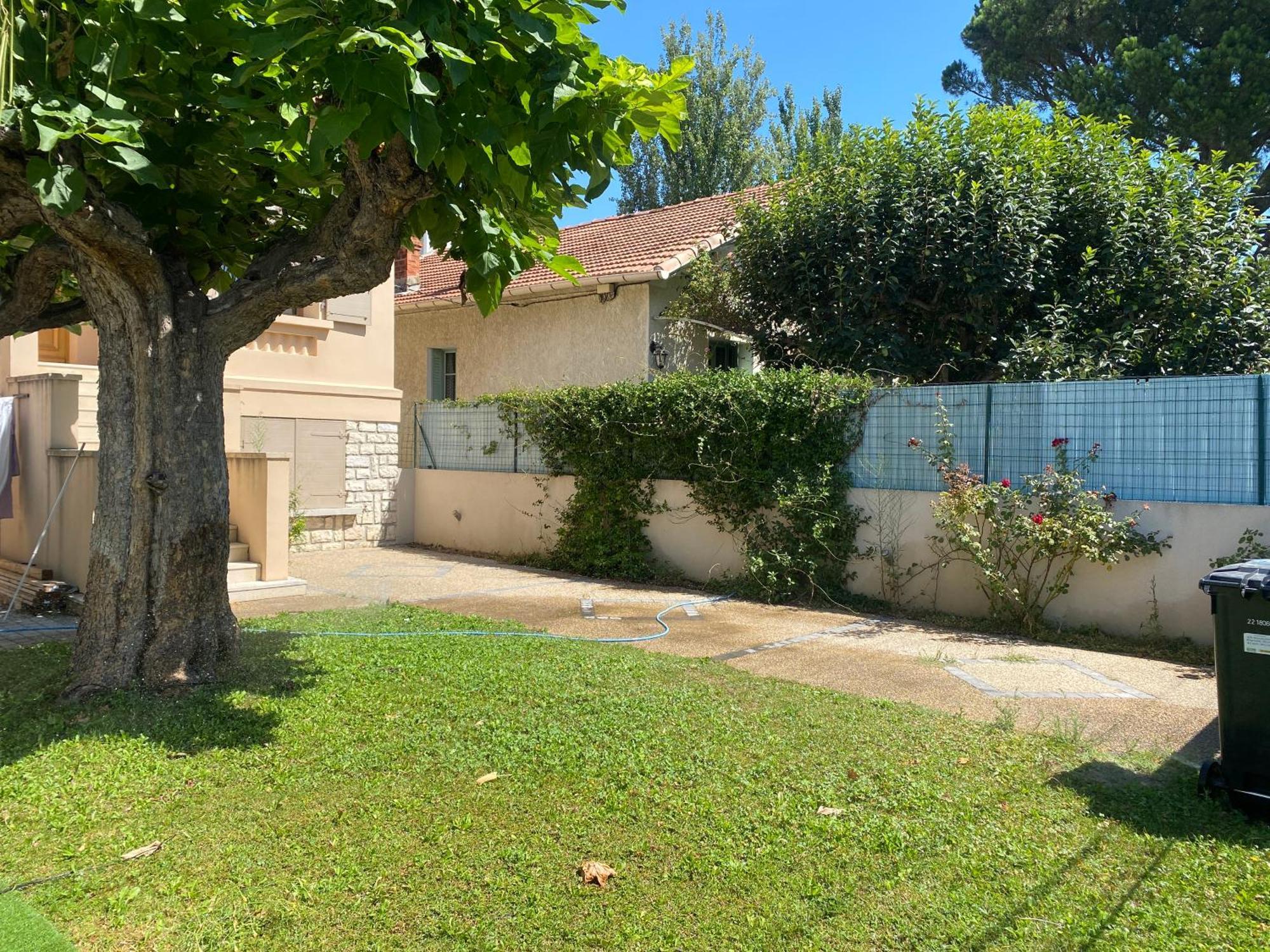 Maison Familiale 3 Chambres, Parking Gratuit Avignon Bagian luar foto